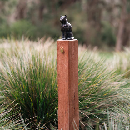 RBM CAT ON POST - WITH POST
