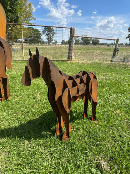 HORSE METAL SCULPTURE - SMALL