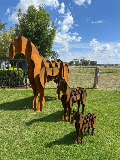 HORSE METAL SCULPTURE - SMALL