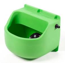 Polymaster Stable Drinker 8L Lime Green